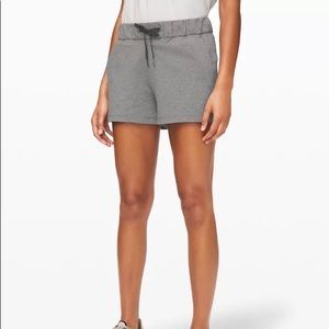 Lululemon on the fly shorts
